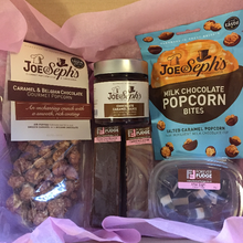 Load image into Gallery viewer, Chocoholics Gift Box (Pink)