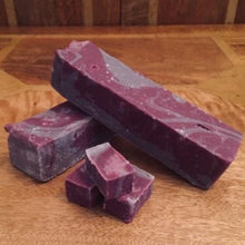 Load image into Gallery viewer, Parma Violet Gin Fudge