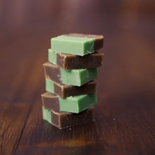 Load image into Gallery viewer, Chocolate & Mint Fudge