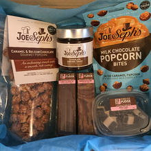 Load image into Gallery viewer, Chocoholic Gift Box (Blue)