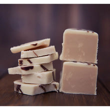 Load image into Gallery viewer, Baileys Fudge