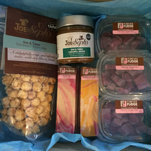 Load image into Gallery viewer, Gin Lovers Gift Box (Blue)